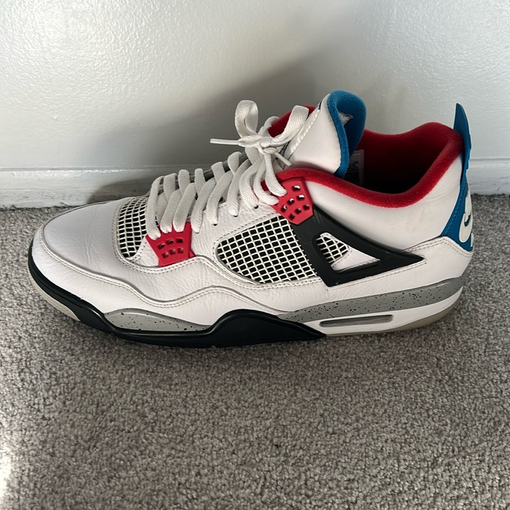 What the Air Jordan 4s (No box)